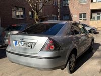 Gebraucht Ford Mondeo Ghia 145 PS (106 kW) 2005 Schwarz Limousine