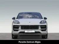 Gebraucht Porsche Cayenne E-Hybrid Coupe 470 PS (345 kW) 2024 Weiß SUV