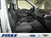 Neu Ford Tourneo Courier Titanium 125 PS (91 kW) 2026 Grau Van / Kleinbus