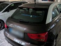 Gebraucht Audi A1 Attraction 86 PS (63 kW) 2011 Braun Kleinwagen