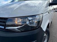 Gebraucht VW Transporter 102 PS (75 kW) 2017 Weiß Van