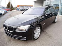 Gebraucht BMW 750 408 PS (300 kW) 2009 Saphirschwarz Limousine