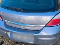 Gebraucht Opel Astra 105 PS (77 kW) 2004 Silber Kleinwagen