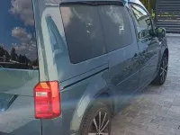 Gebraucht VW Caddy Comfortline 150 PS (110 kW) 2017 Grün Van / Kleinbus