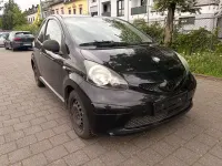 Gebraucht Toyota Aygo Basis 68 PS (50 kW) 2007 Schwarz Kleinwagen