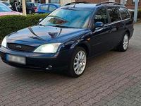 Gebraucht Ford Mondeo 125 PS (91 kW) 2001 Blau Kombi