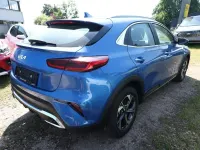Neu Kia XCeed 150 PS (110 kW) 2026 Blue flame metallic SUV