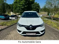 Gebraucht Renault Mégane Play 110 PS (80 kW) 2018 Weiß Limousine