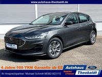 Neu Ford Focus Titanium 155 PS (114 kW) 2025 Grau Limousine