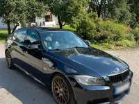 Gebraucht BMW 320 180 PS (132 kW) 2006 Blau Limousine