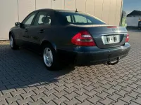 Gebraucht Mercedes E240 177 PS (130 kW) 2003 Schwarz Limousine