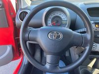 Gebraucht Toyota Aygo Cool 68 PS (50 kW) 2011 Rot Kleinwagen
