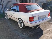 Gebraucht Ford Escort Cabriolet 105 PS (77 kW) 1989 Weiß Cabrio