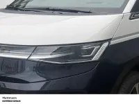 Usata VW T7 Style 150 CV (110 kW) 2025 Blu Furgone