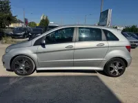 Gebraucht Mercedes B180 109 PS (80 kW) 2009 Silber Van / Kleinbus