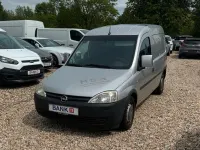 Gebraucht Opel Combo 75 PS (55 kW) 2011 Silber Van / Kleinbus