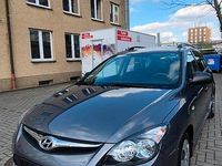 Gebraucht Hyundai i30 110 PS (80 kW) 2012 Grau Kombi