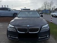 Gebraucht BMW 530 258 PS (189 kW) 2015 Braun Limousine