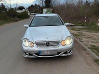 Gebraucht Mercedes C180 143 PS (105 kW) 2005 Silber Coupé