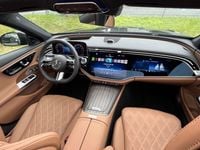 Gebraucht Mercedes E200 AMG 204 PS (150 kW) 2024 Schwarz Limousine