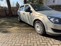 Gebraucht Opel Astra 90 PS (66 kW) 2009 Andere farben Kleinwagen