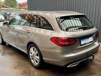 Gebraucht Mercedes C200 Avantgarde 160 PS (117 kW) 2019 Silber Kombi