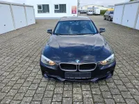 Gebraucht BMW 318 143 PS (105 kW) 2012 Schwarz Kombi
