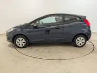 Gebraucht Ford Fiesta Ambiente 60 PS (44 kW) 2014 Blau Kleinwagen