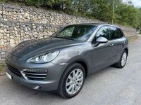 Gebraucht Porsche Cayenne 299 PS (219 kW) 2012 Grau SUV