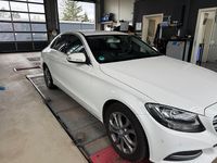 Gebraucht Mercedes C250 204 PS (150 kW) 2014 Weiß Limousine