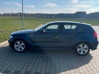 Gebraucht BMW 116 122 PS (89 kW) 2011 Blau Kleinwagen