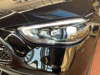 Gebraucht Mercedes C400 AMG 252 PS (185 kW) 2025 Metalliclack obsidianschwarz Limousine