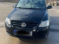 Gebraucht VW Fox 40 PS (29 kW) 2011 Schwarz Kleinwagen