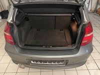 Gebraucht BMW 118 143 PS (105 kW) 2009 Grau Kleinwagen