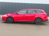 Second-hand Ford Focus 101 CP (74 kW) 2018 Roșu Break