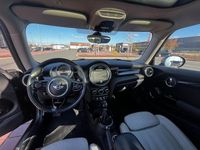 Second-hand Mini Cooper 136 CP (100 kW) 2015 Negru Hatchback