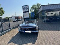 Gebraucht Mercedes 250 150 PS (110 kW) 1967 Blau Cabrio