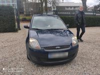 Gebraucht Ford Fiesta 60 PS (44 kW) 2009 Blau Kleinwagen