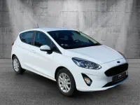 Gebraucht Ford Fiesta 101 PS (74 kW) 2018 Frostweiß Kleinwagen