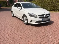 Gebraucht Mercedes A180 122 PS (89 kW) 2018 Weiß Kleinwagen