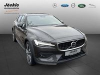 Gebraucht Volvo V60 CC Ultimate 250 PS (183 kW) 2024 Platinum grey / metallic Kombi