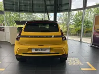 Neu Renault R5 Komfort 110 kW (150 PS) 2026 Gelb Kleinwagen