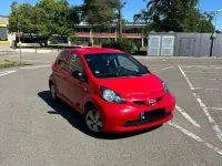 Gebraucht Toyota Aygo 69 PS (50 kW) 2007 Rot Kleinwagen