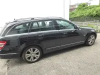 Gebraucht Mercedes C200 136 PS (100 kW) 2010 Obsidianschwarz  metalliclack Kombi
