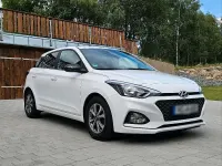 Gebraucht Hyundai i20 Advantage 87 PS (63 kW) 2020 Weiß Kleinwagen