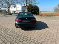 Gebraucht BMW 320 Performance 190 PS (139 kW) 2022 Schwarz Limousine