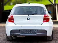 Używany BMW 118 Shadowline 143 KM (105 kW) 2007 Biały Hatchback