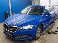 Gebraucht Skoda Superb Style 150 PS (110 kW) 2022 Blau Kombi