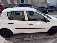 Gebraucht Renault Clio II 75 PS (55 kW) 2009 Weiß Limousine