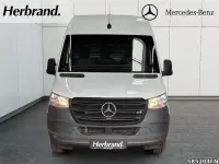 Używany Mercedes Sprinter 170 KM (125 kW) 2023 Biały Van
